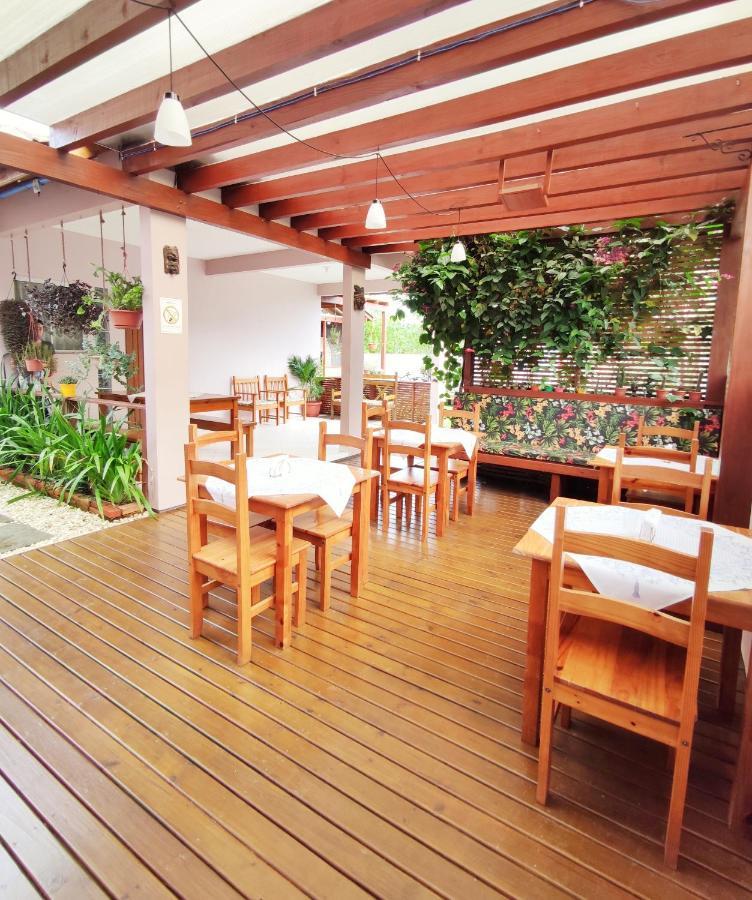 Origin Acomodacoes Hotel Guarda do Embau Bagian luar foto